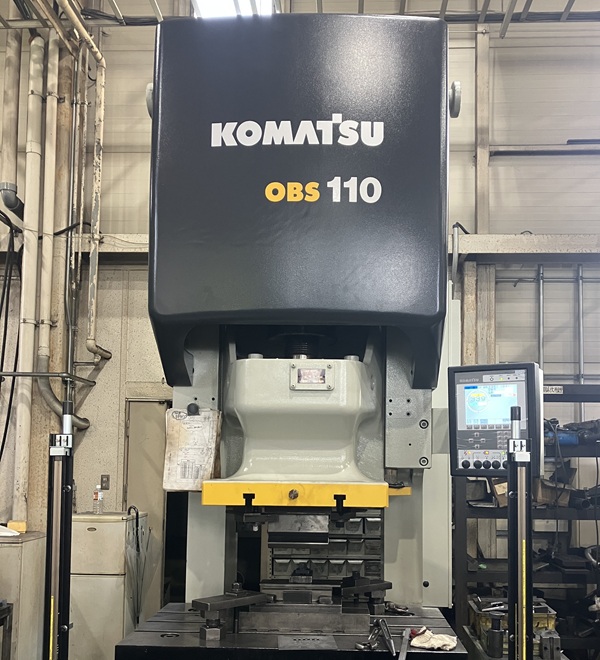 コマツ_110トンプレス機